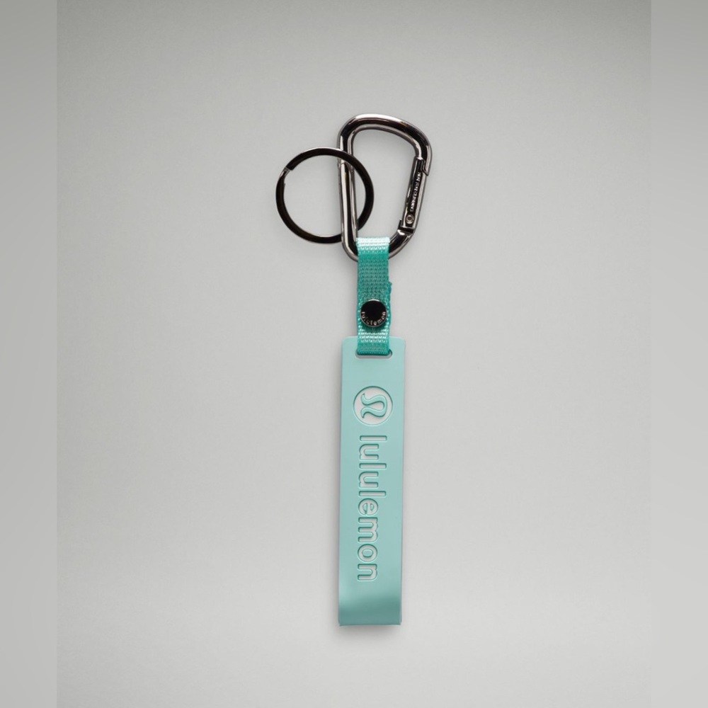NWT Lululemon Silicone Keychain
